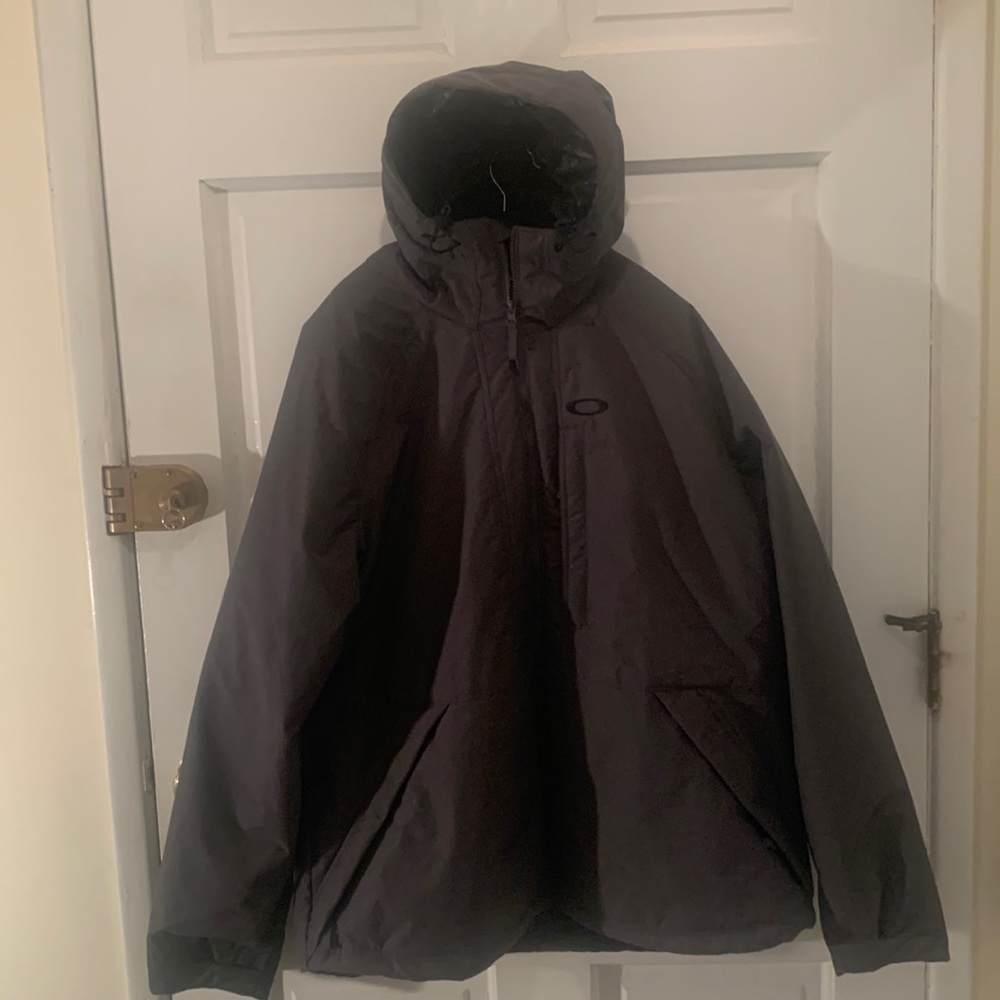 OAKLEY XXL parka with removable vest.